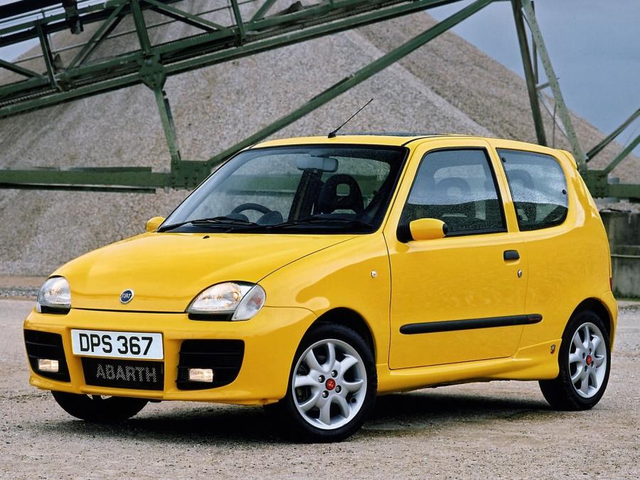  Fiat Seicento Sporting Abarth 2001 года  (UK) (фото 1 из 1)